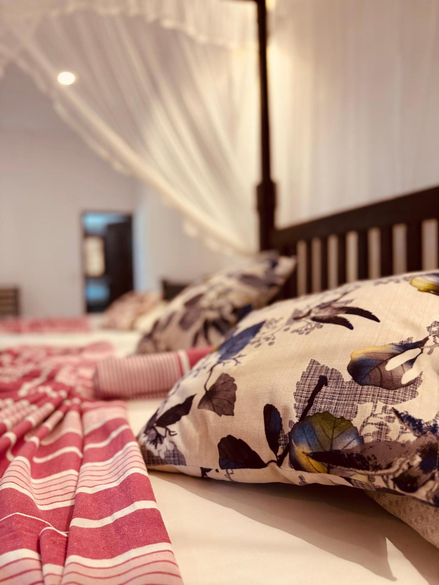 Hotel Indigo Унаватуна Экстерьер фото