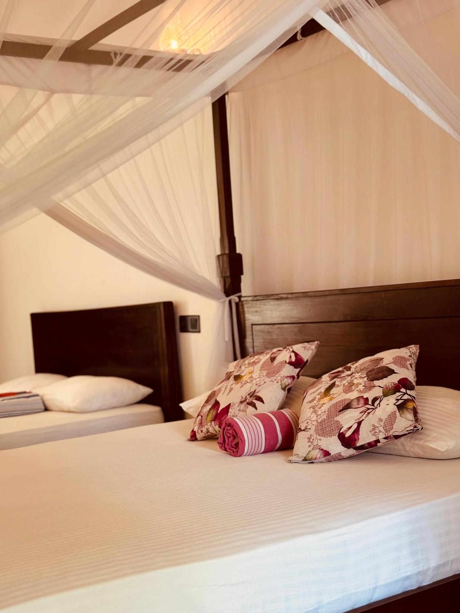 Hotel Indigo Унаватуна Экстерьер фото
