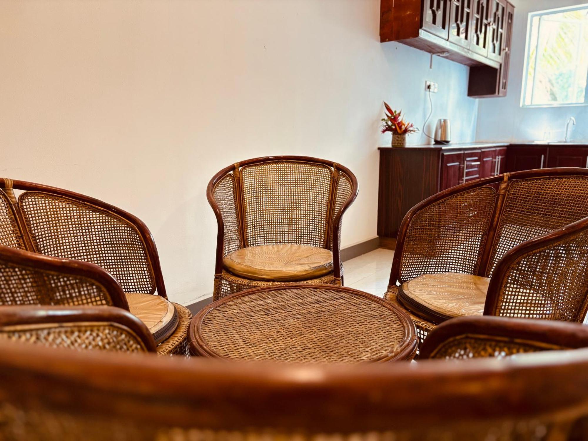 Hotel Indigo Унаватуна Экстерьер фото